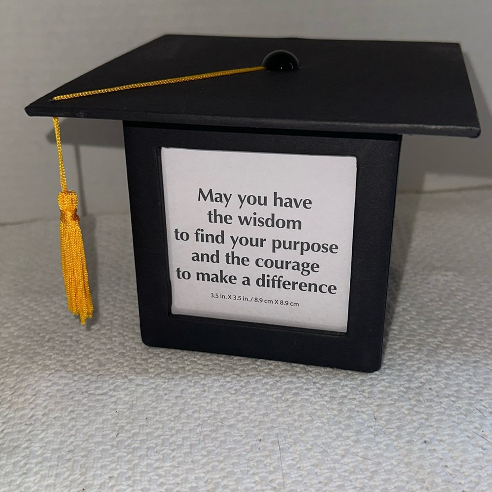 Dashing Graduation Photo Cube Cap Party Decor Picture Frame NEW